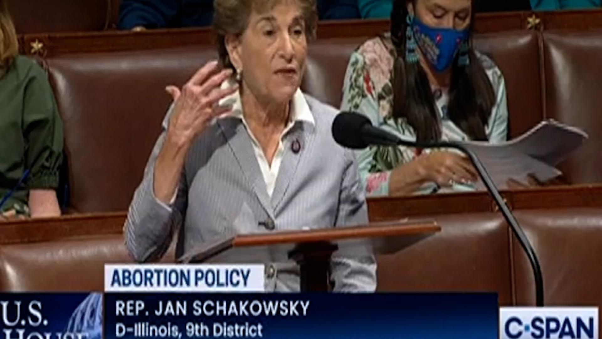 Schakowsky speaking on the House floor