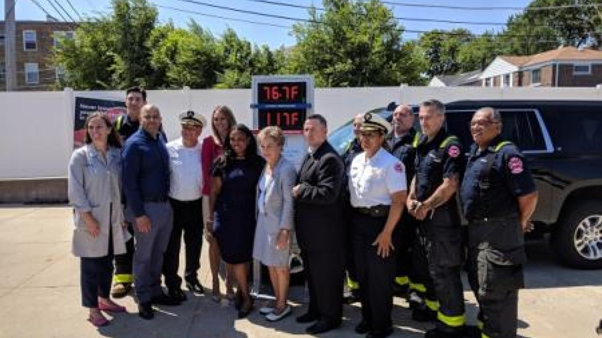 Congresswoman Schakowsky and Chicago Fire Dept. Team with Safety Advocates to Highlight Dangers of Children Dying in Hot Cars for National Heatstroke Prevention Day